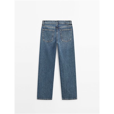 Jeans tiro bajo corte recto