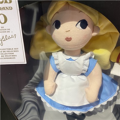 игрушки Алиса disney