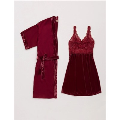 Bordeaux Nightgown & The Warning Team