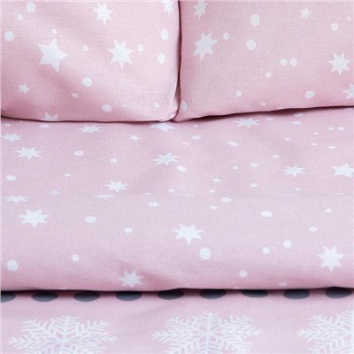 Постельное белье новогоднее "Этель" 1.5сп Snow 143*215см,150*214см,70*70см-2 штуки