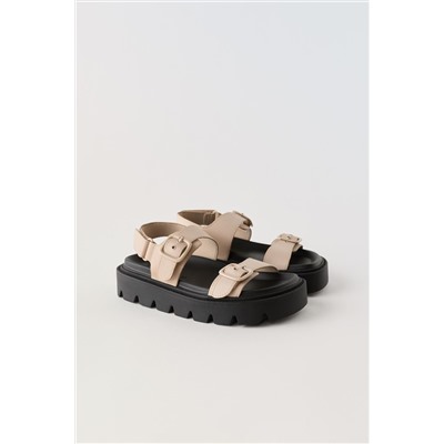 SANDALIA TRACK HEBILLAS