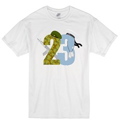 Футболка с надписью "23"