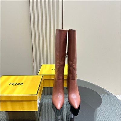 Сапоги fendi