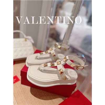 Босоножки Valentino