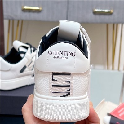 кеды Valentino