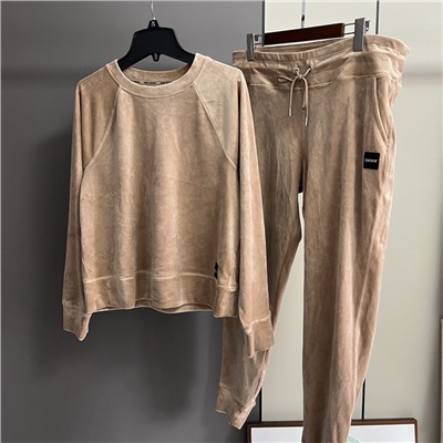 ОРИГИНАЛ!!! Костюм DKNY закончился!!!