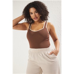 Коричневая линия детализация квадратной блузки Bodycon Tbbss24af00052