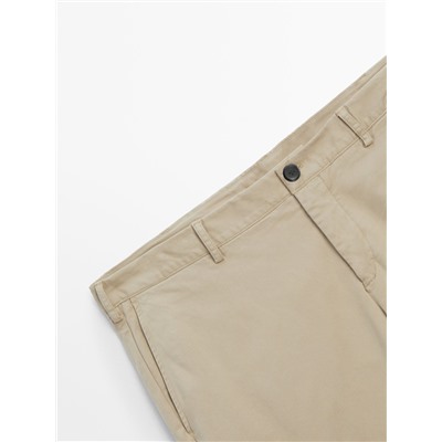 Pantalón chino mezcla algodón slim fit