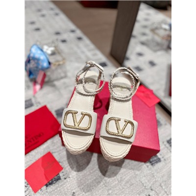 Босоножки Valentino