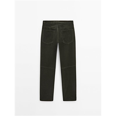 Pantalón micropana slim fit detalle costura