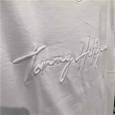 Футболка с вышивкой на груди Tomm*y Hilfige*r ❌  Реплика 1:1