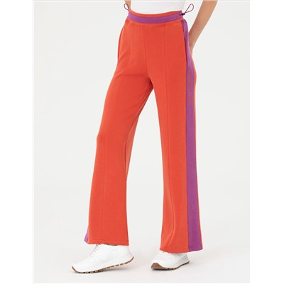 Red Flare Fit Service шесть