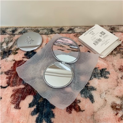 Зеркало  Dior