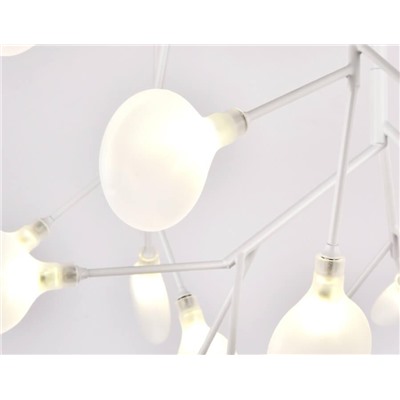 Нарушена упаковка!   Потолочная люстра Ambrella light Traditional  TR3018