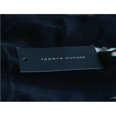 Tomm*y Hilfige*r женский пуловер с забавным принтом, экспорт (цена на бирке 69 💵) начало продаж сегодня в 15:00