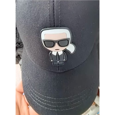 Кепка Karl Lagerfel*d 😎  очень классная, качество топ