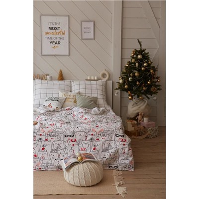 Постельное белье новогоднее Этель 1.5 сп Xmas cat 143*215 см, 150*214 см, 70*70 см - 2 штуки