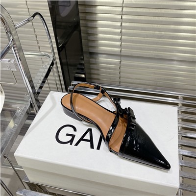 Босоножки GANNI