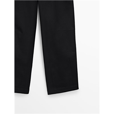 Pantalón negro barrel cinturón