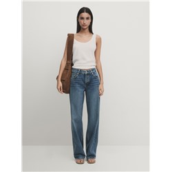 Jeans tiro bajo corte recto