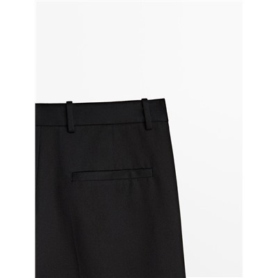 Pantalón negro full length pinzas