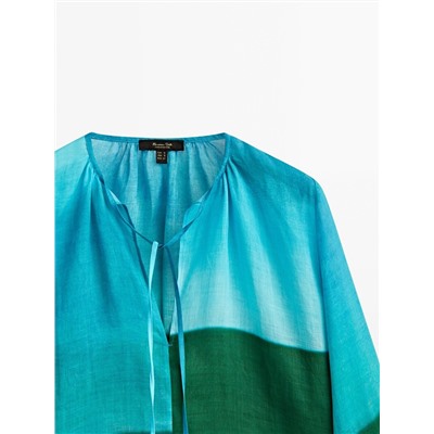 Blusa estampada crop ramio cordones
