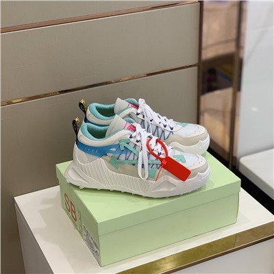 Кроссовки off-white