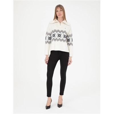 Ecru Comfort Fit Свитер