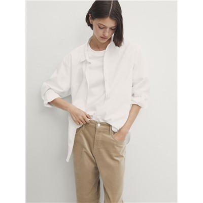 Pantalón micropana slim fit detalle costura