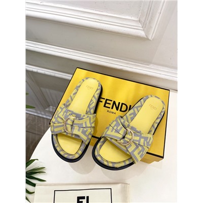 шлепанцы fendi