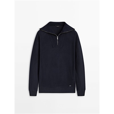 Sudadera cuello mock cremallera