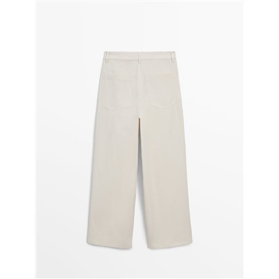 Pantalón wide leg técnico