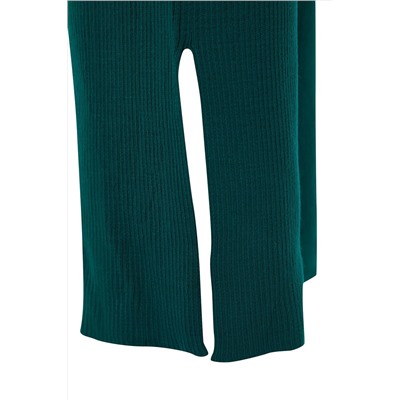 Emerald Green Wide Flom