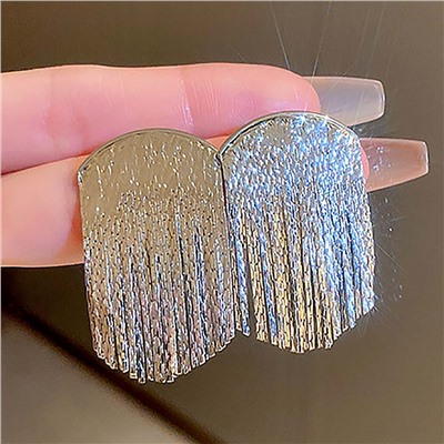 Серьги длинные на гвоздиках арт. 11 9848 (id 261279)