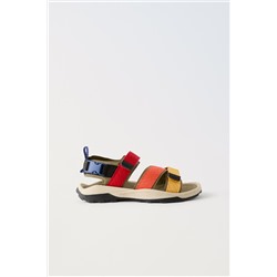 SANDALIA TIRAS MULTICOLOR