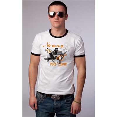 Футболка FREEdom "No music. No life" светится в УФ