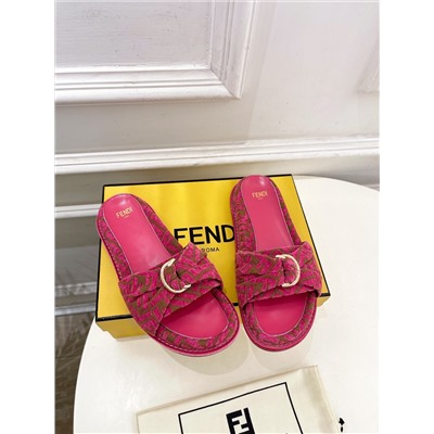 шлепанцы fendi