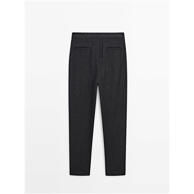 Pantalón chino jogger fit