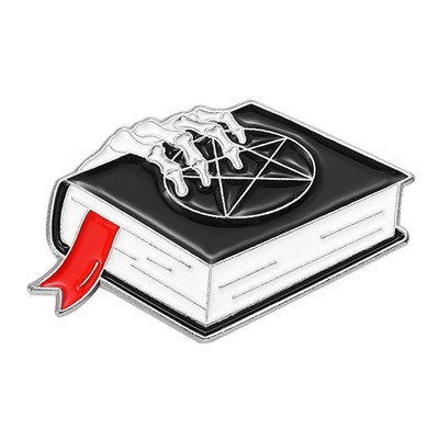 ZN125 Значок Книга, пентаграмма и рука скелета, 2х3см