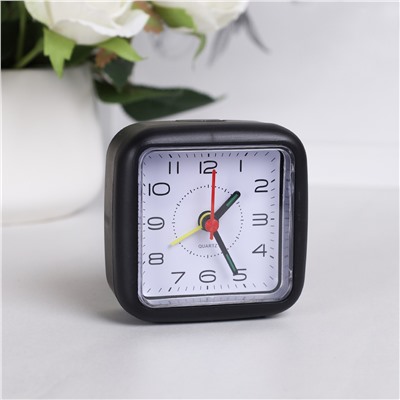 Будильник 7,2х3,5х7,2 см / 8035-1 /уп 300/
