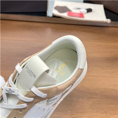 кеды Valentino