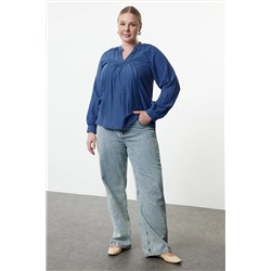 Indigo V -neck с длинным рукавом тканой блузки большого размера TBBAW25AF00023