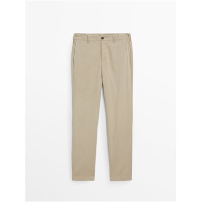 Pantalón chino mezcla algodón slim fit