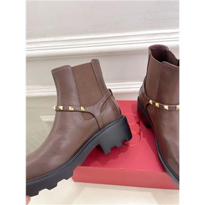 Челси VALENTINO