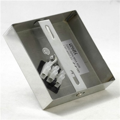 Нарушена упаковка.   Потолочный светильник Lussole Sorso  LSC-8007-01