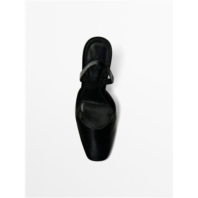Zapato destalonado tacón