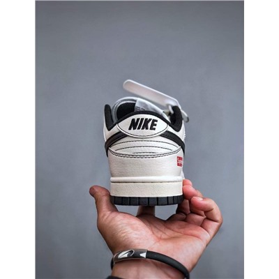 Кроссовки Nik*e SB Dunk Low Supreme