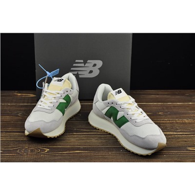 New Balaнce cl runner TM из натуральной замши и нейлона