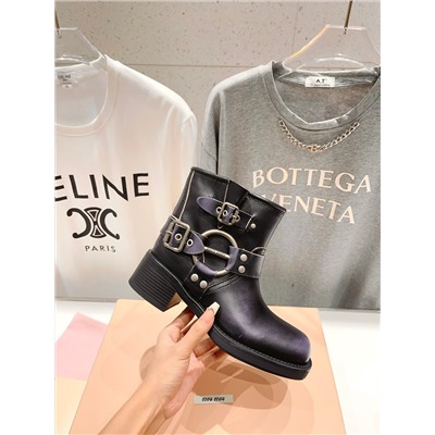 Сапоги короткие  miu miu