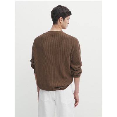 Jersey punto estructura cuello pico